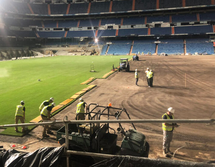 Instalación Césped Santiago Bernabeu