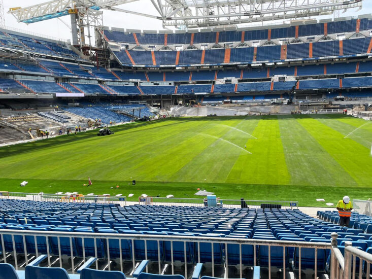 Instalación Césped Santiago Bernabeu